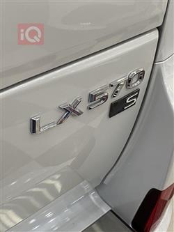 لكزس LX